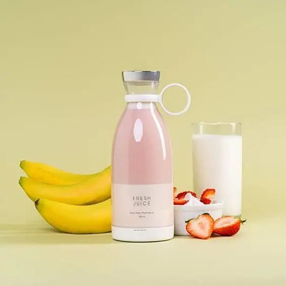 Portable Blender, USB Rechargeable Mini Juicer Blender.