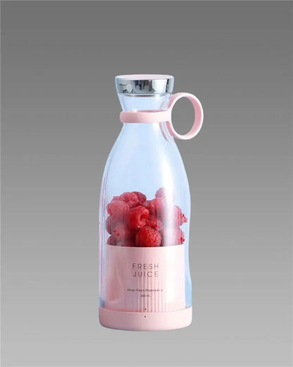 Portable Blender, USB Rechargeable Mini Juicer Blender.